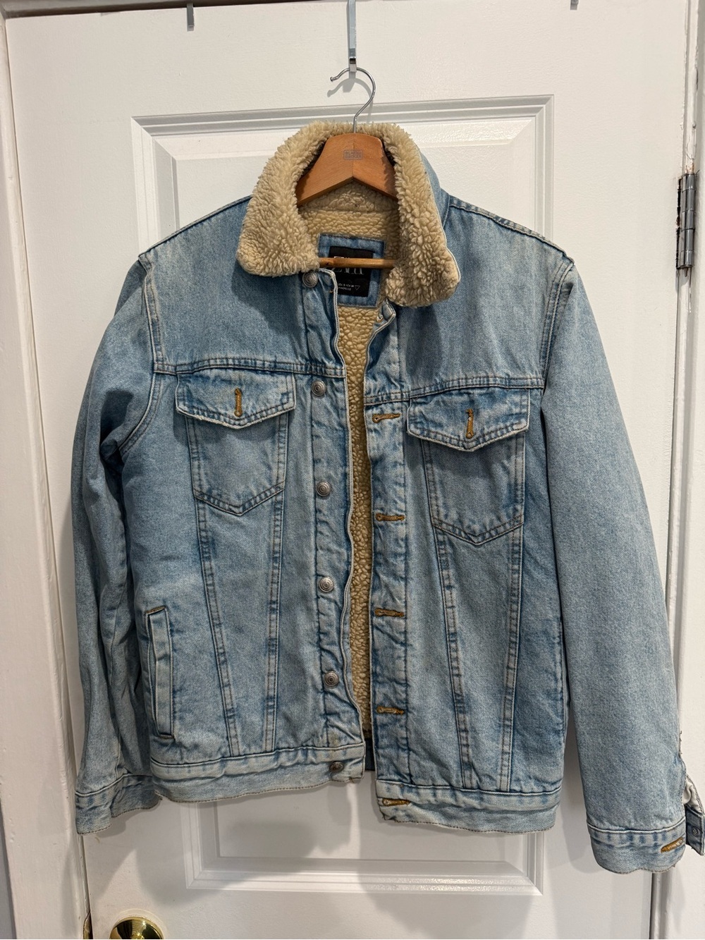 Zara Light Blue Denim Jacket with Cream Sherpa Lining